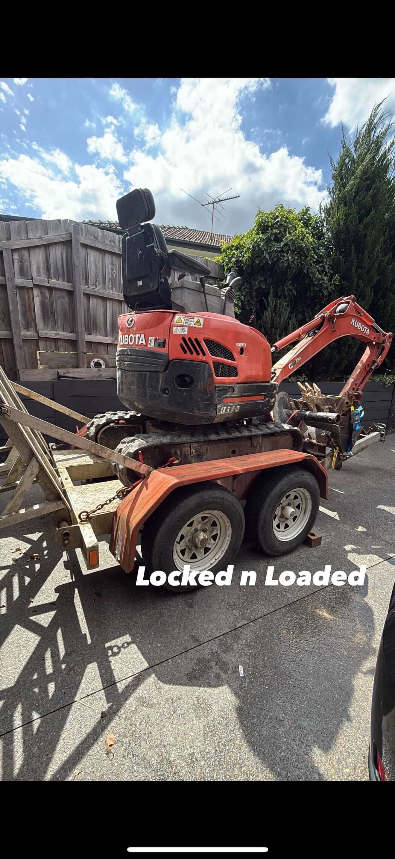 Excavator and posi-track wet hire by Apollo Earthworks